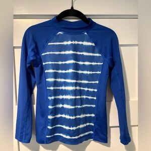 Land’s End Kids Blue Tie Dyed Rash Guard size small (6/7)